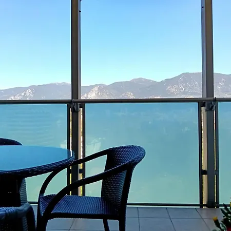 شقة Lungonera Panorama